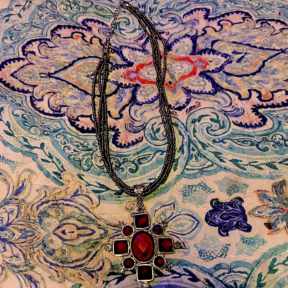 Never worn necklace